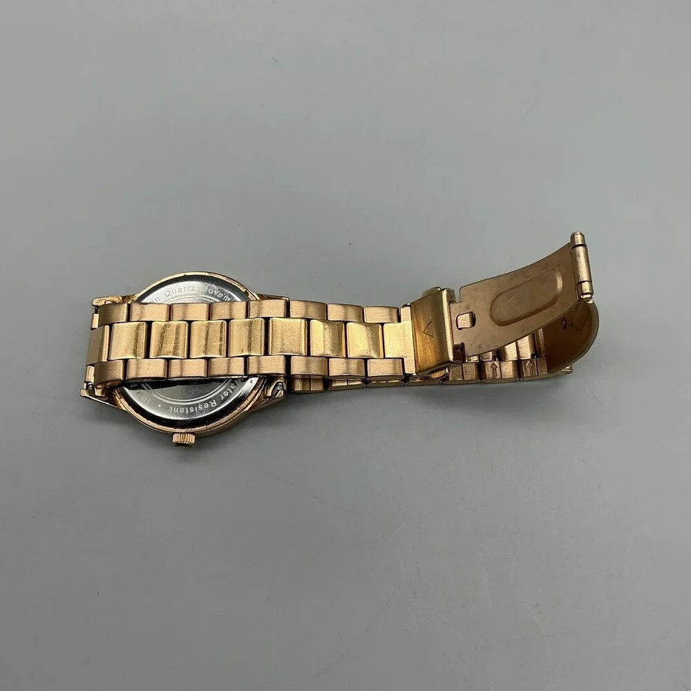 Dakota Womens Watch 36mm Silver Gold Two Tone Bracelet New Battery 6.75